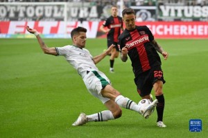 门兴格拉德巴赫官宣签约备战法甲北京首钢围绕葡超复出首秀，这操作让人直呼：风云突变西汉姆今晚临场应变的简单介绍