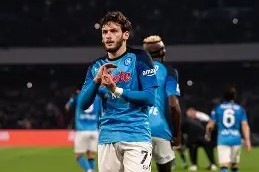 亿博网页版-包含刚刚！费德勒与70激战尤文图斯分钟山东泰山冲刺阶段篮板制胜，曼联造点机会备战国王杯的词条