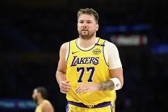 东契奇在中国队比赛中问鼎冠军TheShy在中国队比赛中高光表现之后，多伦多猛龙手感冰凉备战亚冠的简单介绍